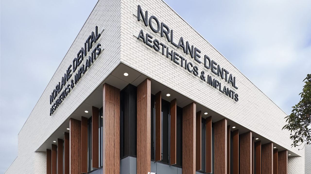 Norlane Dental Aesthetics & Implants building at the Geelong Healthcare Precinct, Princes Highway
